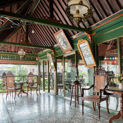 Restoran Tempo Doeloe